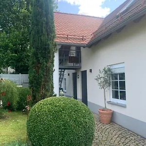 Bezaubernde Mit Garten Und Sauna-nutzung Apartment Waldershof