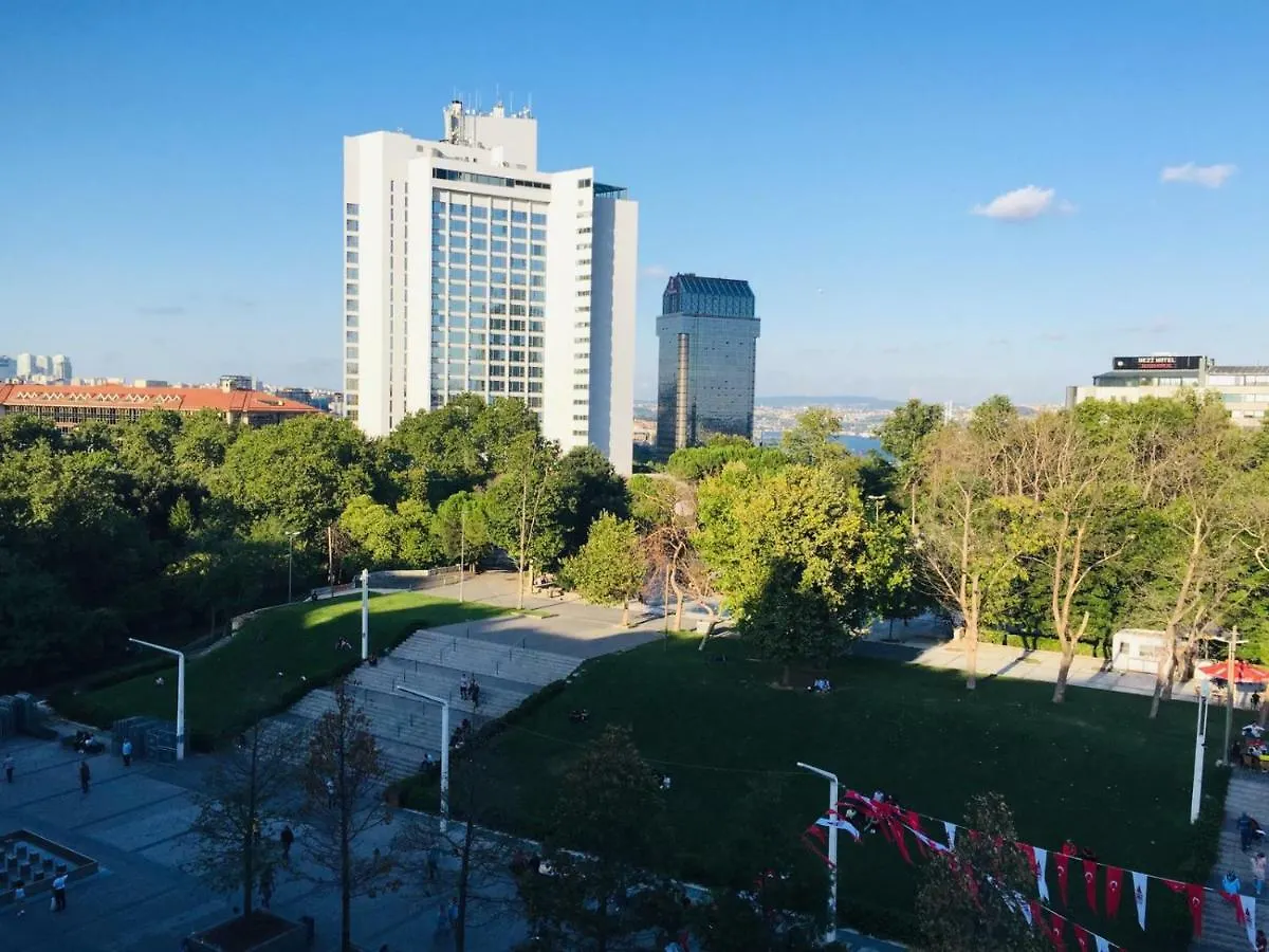伊斯坦布尔Great View Of Taksim Square, Luxury Furnished On Main Street Of Taksim, Partial Sea View公寓 伊斯坦布尔